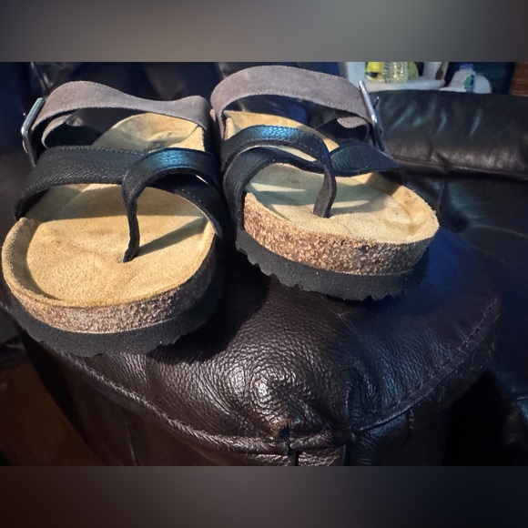 NAOT Fresno Leather Sandals Two Tone Strap Toe Loop Black & Taupe Sz 41 L 10 /M8 - Picture 11 of 15